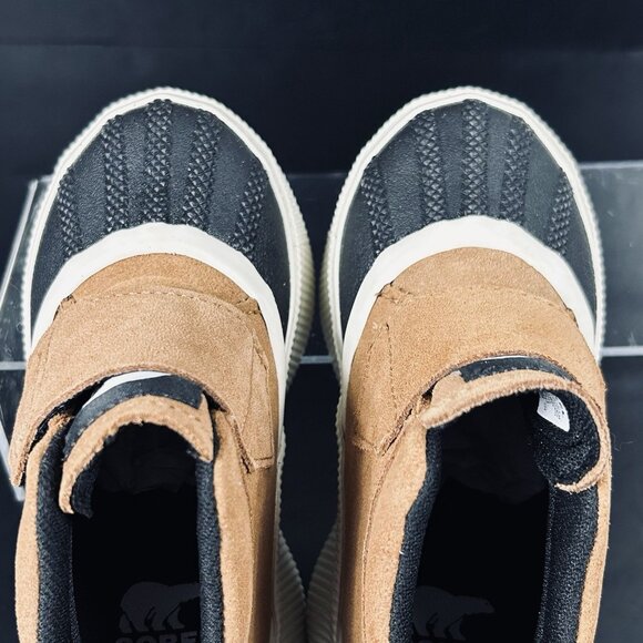 SOREL Boys Sz 12 Out N About IV Strap Rain Hike Boots Waterproof Taffy Tan Black - Picture 10 of 16